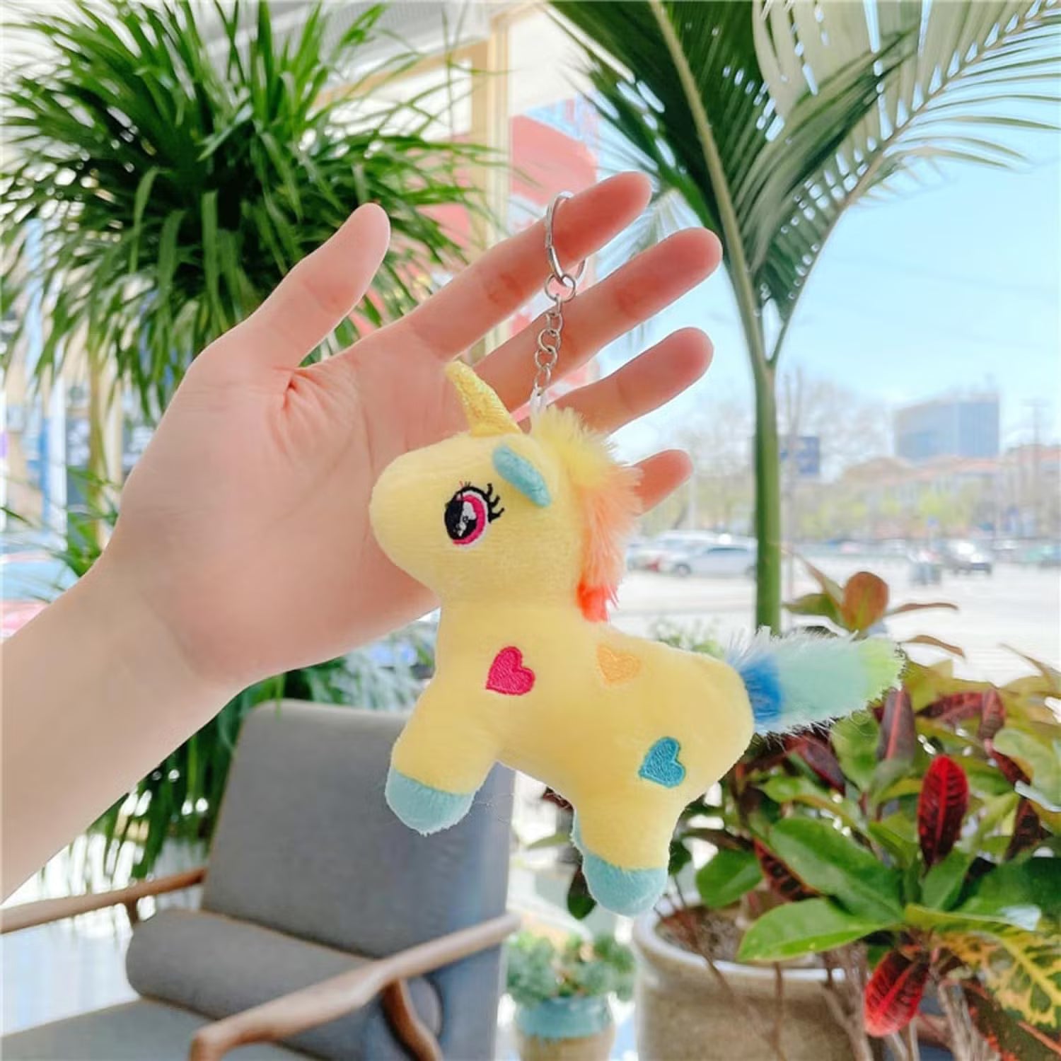 11171 Unicorn Keychain Poof Tail Plush Pendant Unicorn Plush Toy Key Ring {Random Color}