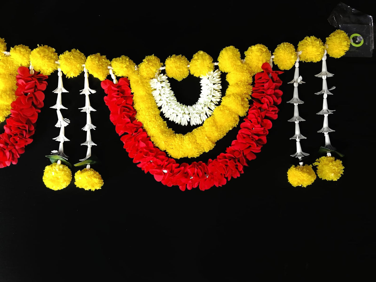 11150 Toran for Main Door Latest Home Decoration Entrance Hanging Handmade Bandarwal Atificial Marigold Flower Garlands {3 Feet}