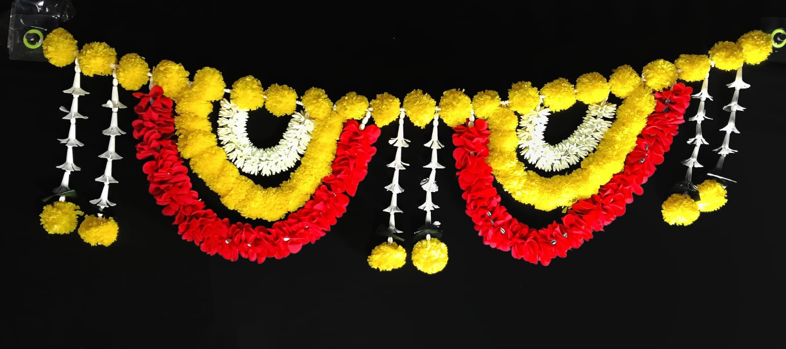 11150 Toran for Main Door Latest Home Decoration Entrance Hanging Handmade Bandarwal Atificial Marigold Flower Garlands {3 Feet}