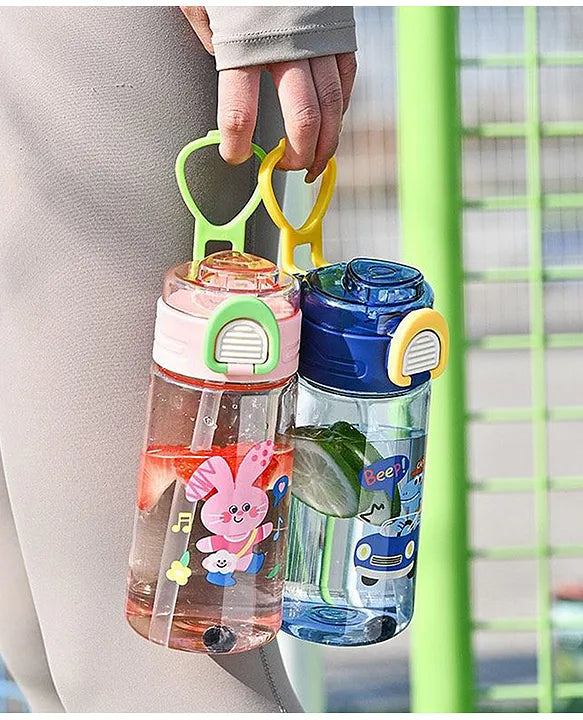 50562  Leakproof Cartoon  Water Bottle BPA-free with flip-lock lid and easy carrying handle, perfect for school, travel 550ML {Random Design}