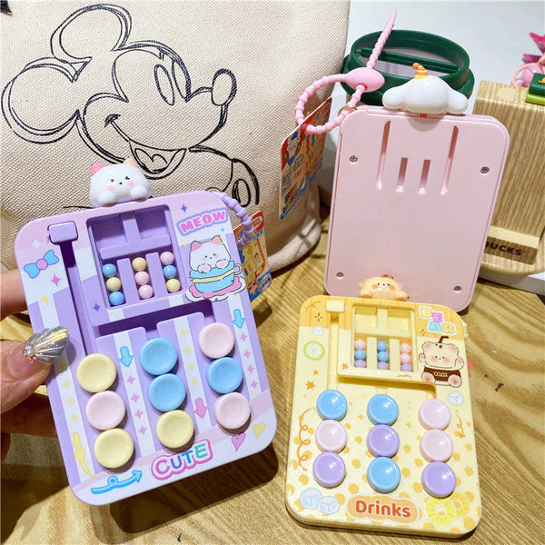 20545 Three-color thinking chess puzzle keychain/backpack charm for Kids {Random Color}