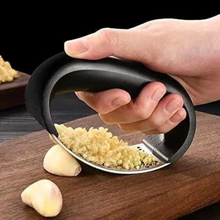 11141 Stainless Steel Annular Garlic Mud Press Household Hand-Grip Smashing Artifact with Paste