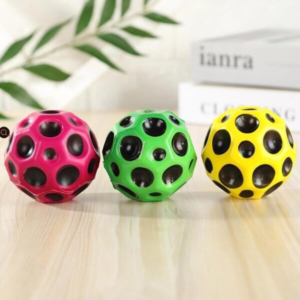 2534 Bouncy Ball Camouflage Moon Ball for Kids {Random Design}