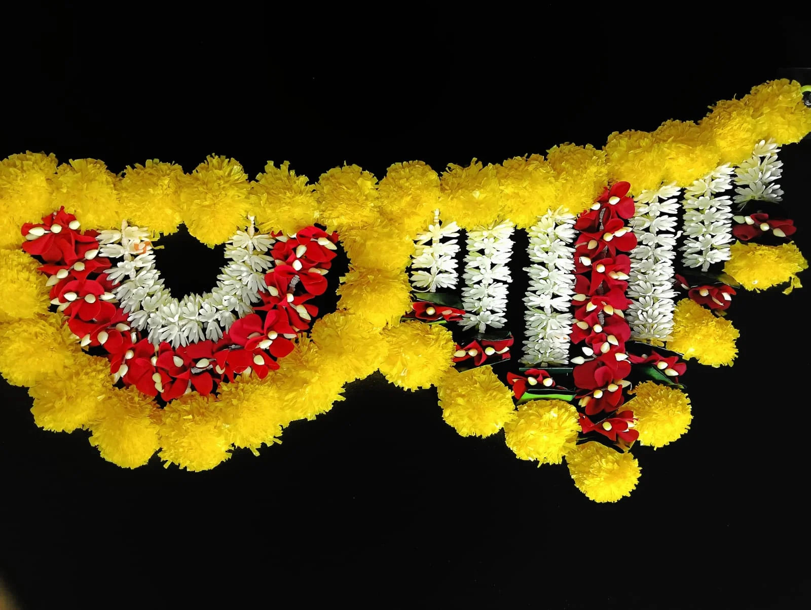 11144 Artificial Marigold Flower Toran,Door Entrance Hanging HomeTraditional Wall Decoration Diwali,All Festivals Decoration,Garland Decorations Wall Door Hanging Toran 3 feet