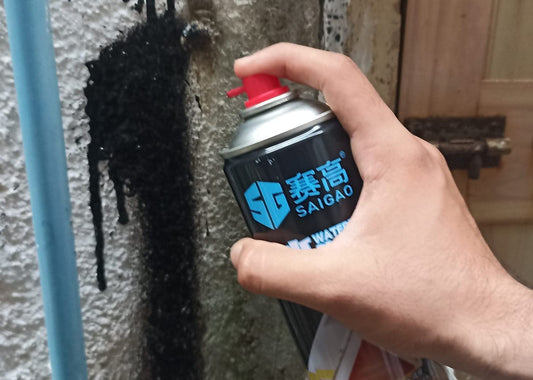 20300 Waterproof Leak Filler Spray Leakage Solution Rubber Flex Repair And Sealant Crack Hole Spray For Indoor Or Outdoor Use 450 ml