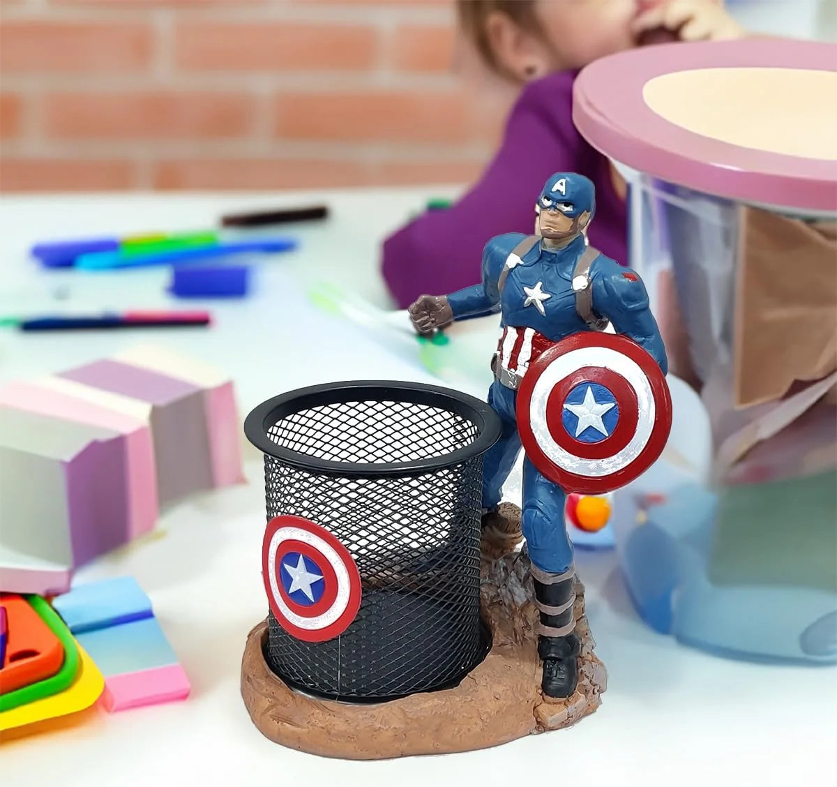 HBC-188833 Captain America Pen Pencil holder with a Super Action Hero figure attached