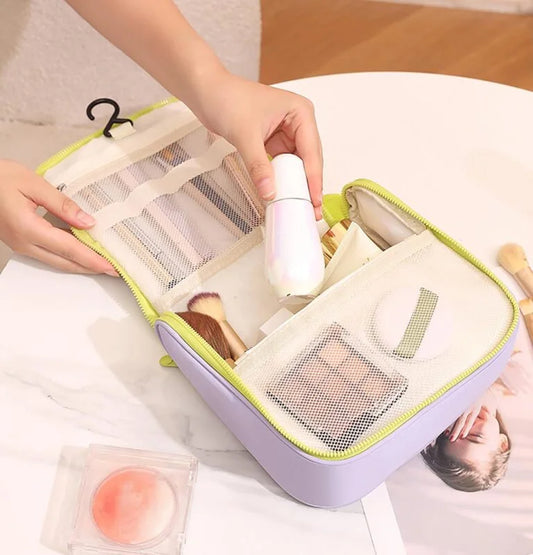 10773 Hanging Toiletry Bag for Women Multicolor