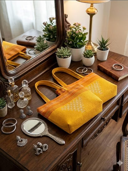 21253 Yellow Jute Tote Bag with Geometric Embroidery and Zip