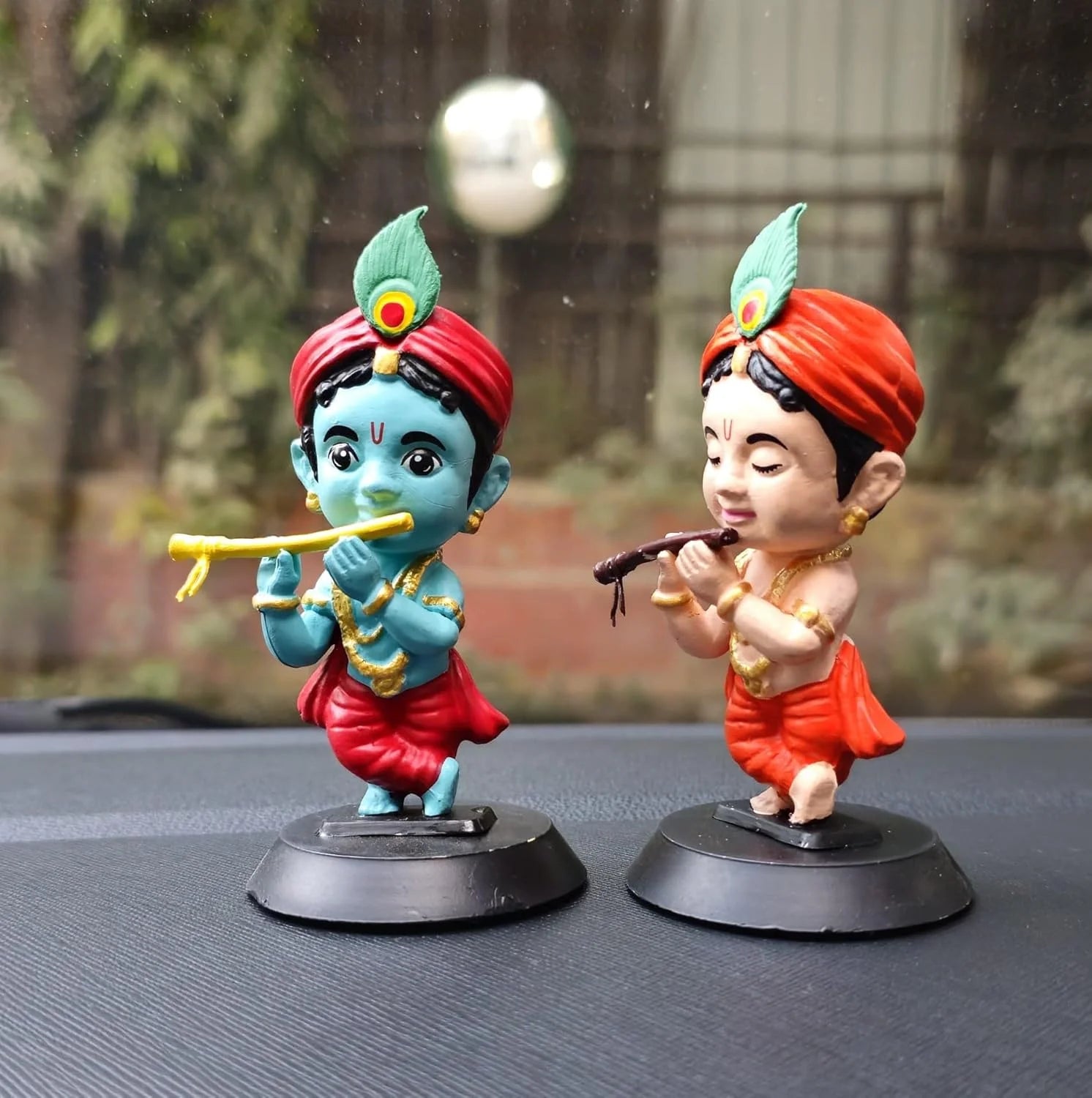 005002 Lord Shree Krishna Ji Idol for Car Dashboard, Office Table,Home Decor Little Mor Pankh & Bansuri Figurin