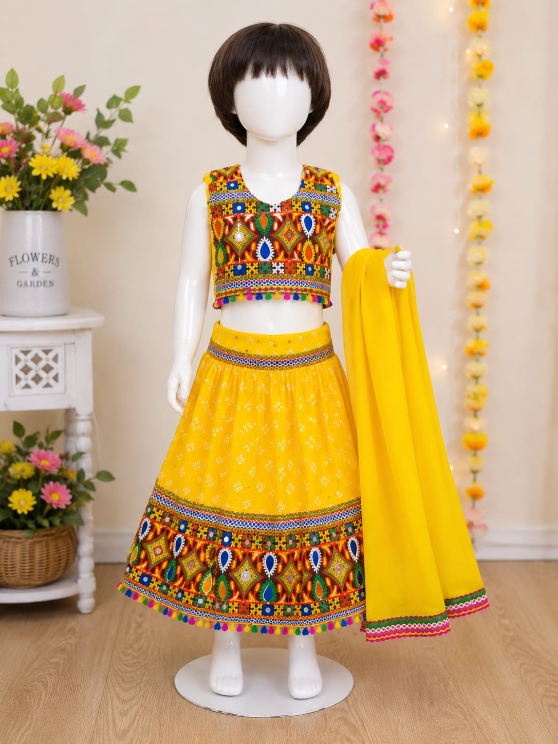 21063 (0-3 Years) Kids Traditional Embroidered Chaniya Choli Set with Dupatta