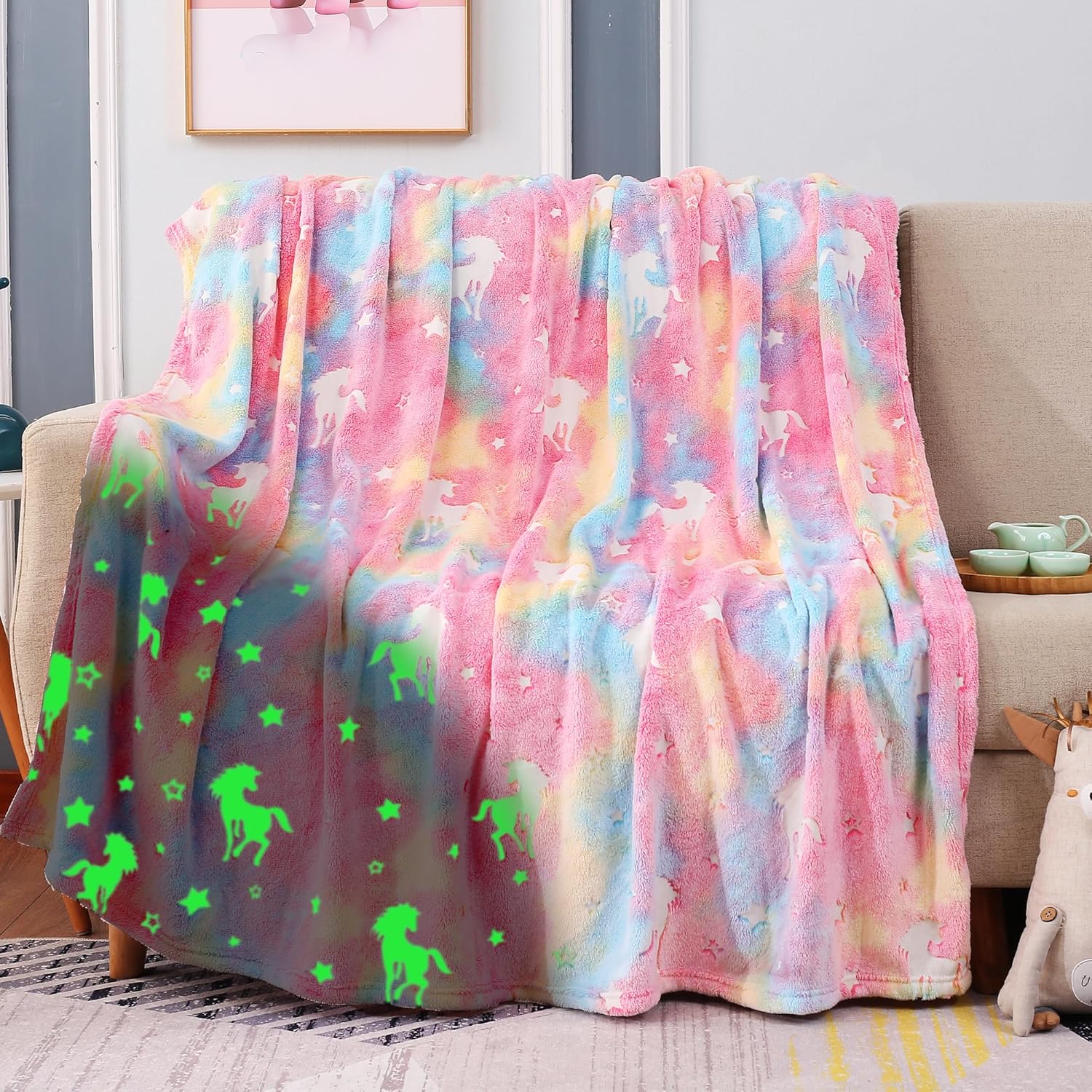 20196 Glow in The Dark Blanket - Random Design Throw Blanket Birthday Gift {Multicolor}