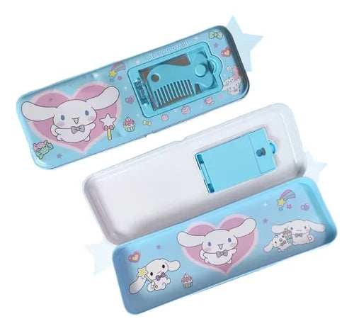 1881240 Kawaii Sanrio Kuromi Cinnamoroll Pom Pom Purin My Melody Metal Pencil Compox Box {Random Color}