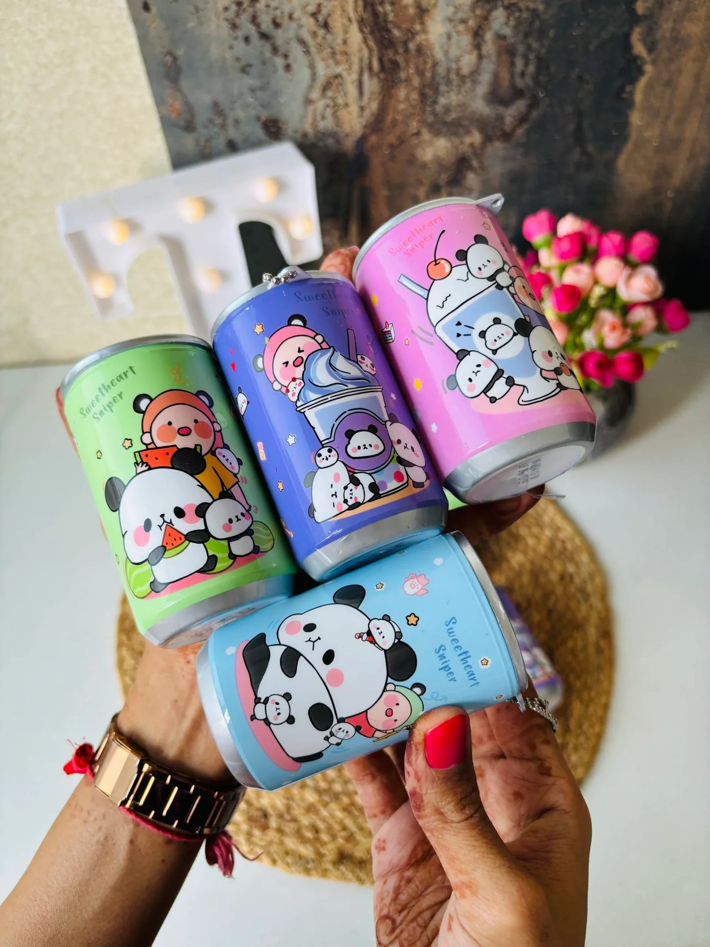 0005 Mini Cute Wet Wipes Can Dispenser with Keychain {Random Color}