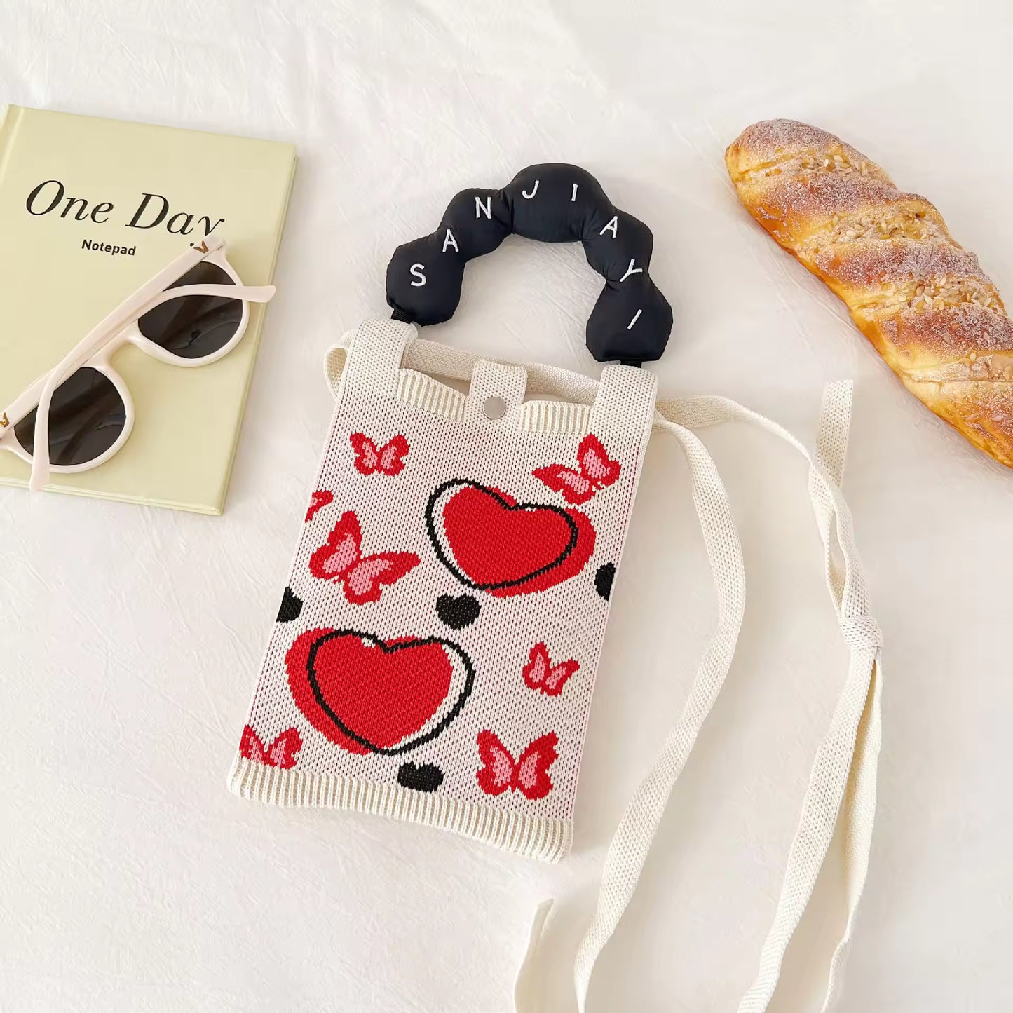 20484 Kosoul New fashion shoulder bag mini knitted mobile phone bag Korean version versatile small portable change bag messenger bag Cute animals {Random Design}