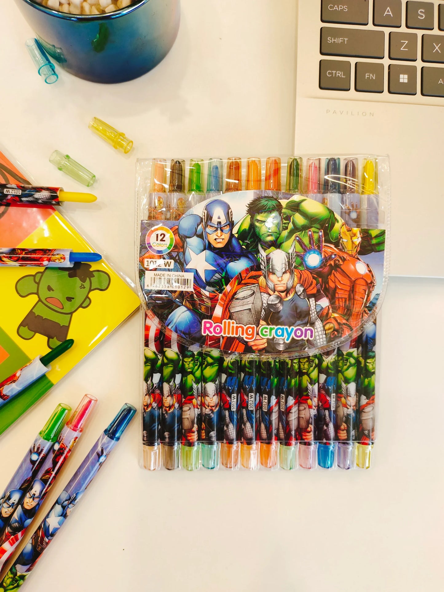 1012 F – CUTE ADOREABLE TWISTING ROLLING CRAYONS MULTICOLOUR PACK OF 12 COLOURS