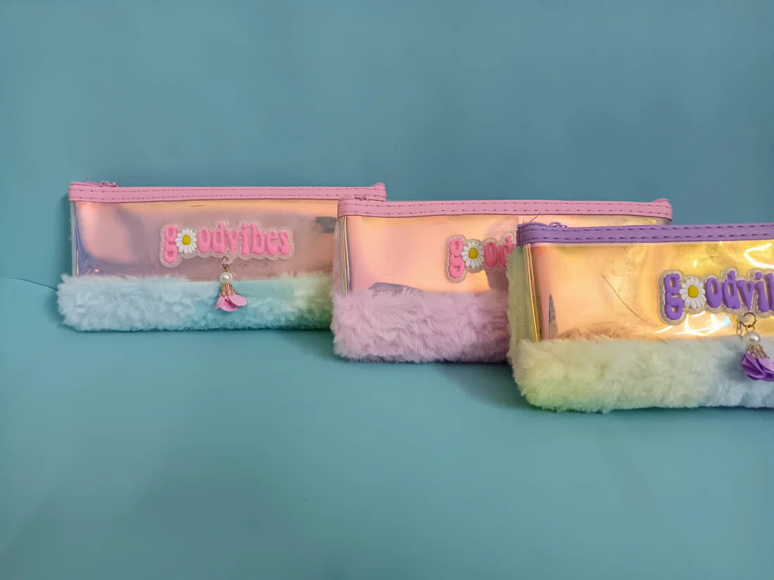 77-5 Unique fur pencil pouch {Multicolour}