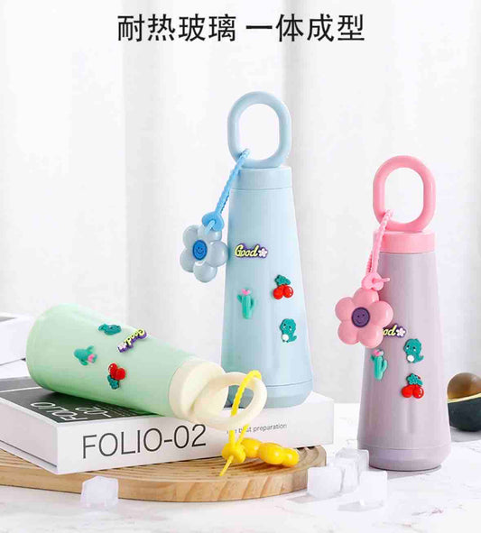 20522 Petal Cup Bottle with Handle (500ml) - with flower keychain muilticolor