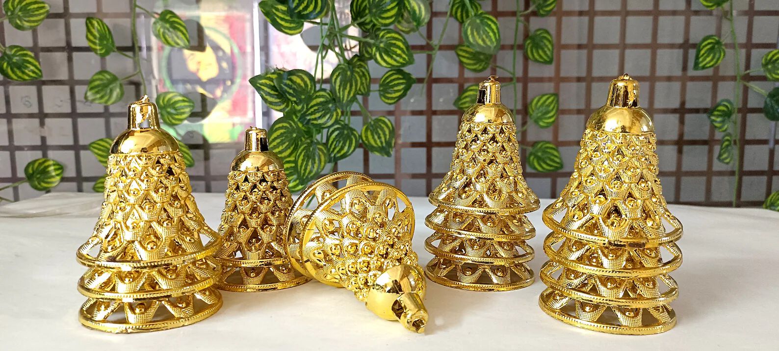 21089 (Pack of 25) Plastic Golden Hanging Bells for Decoration – Lightweight Christmas Tree Bells for DIY Crafts, Party Decorations, Home Décor, Festival Hanging Ornaments & Gift Decoration