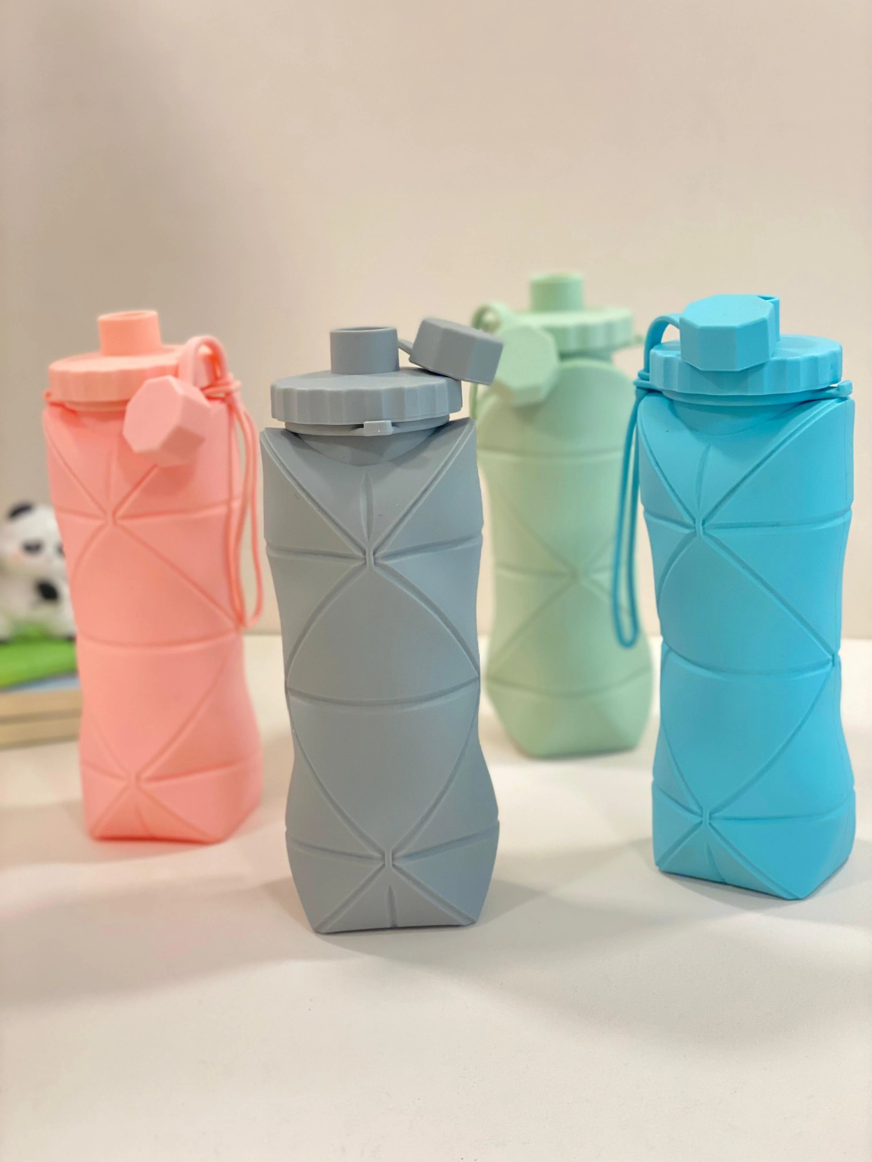 20472 Silicone Water Bottle for kids, Leak-proof Bottle Cap with Safety Rope BPA Free Foldable Water Bottle for Outdoor Hiking Sports, Travel, Gym, Lightweight {Multicolor}