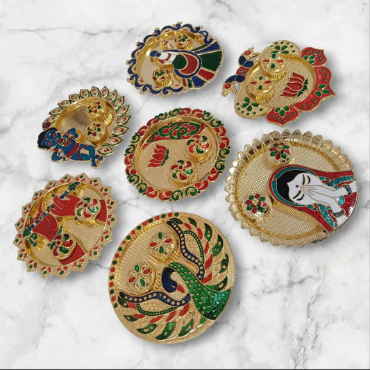 11351 Traditional Handcrafted Gold Plated Plastic Thali Haldi kumkum Chandhan Holder Plate with Lid for Pooja {Random Design}