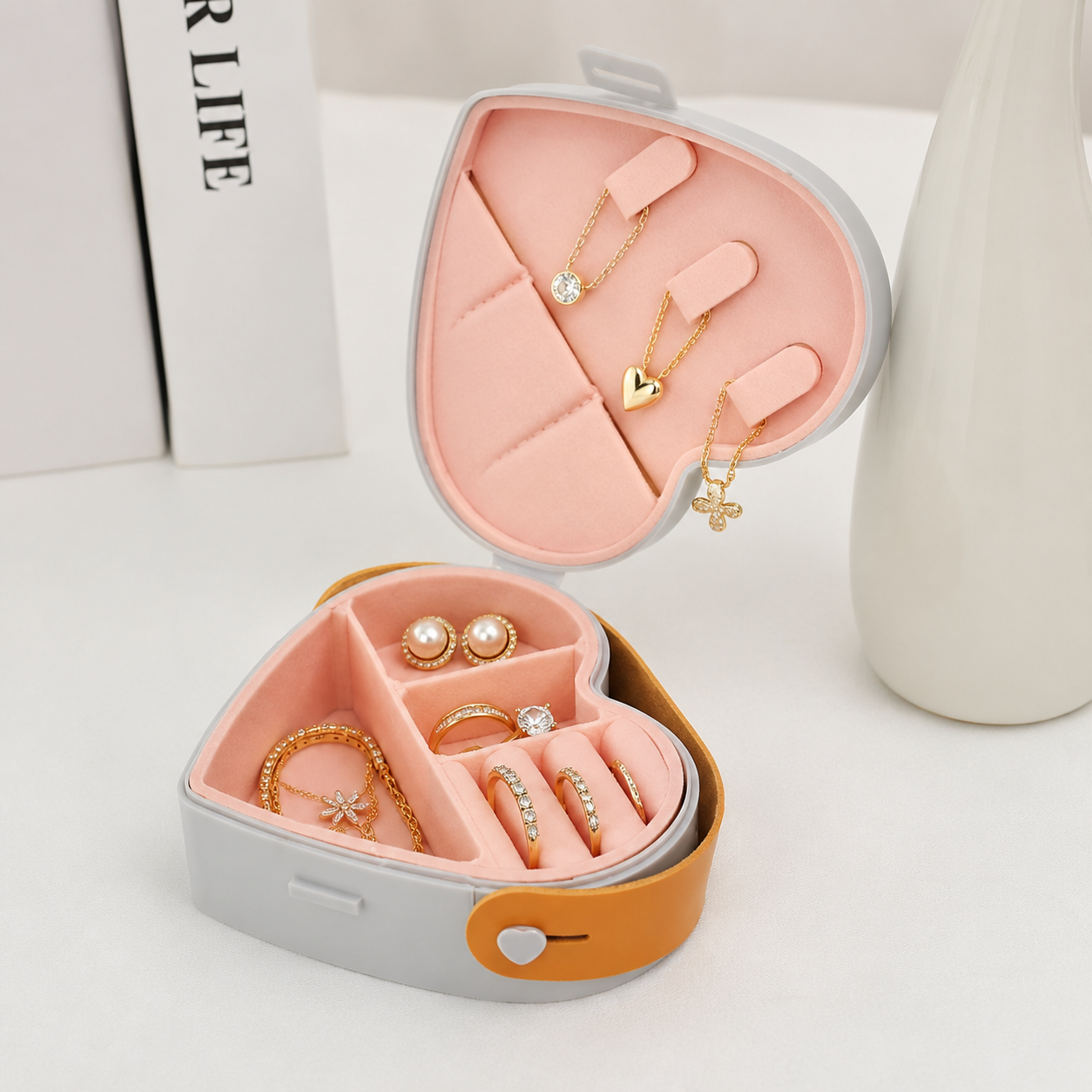 20847 Heart-Shaped Mini Jewelry Organizer Box with Handle – Portable Multi-Compartment Storage Case for Rings, Pills & Small Accessories {Random Color}