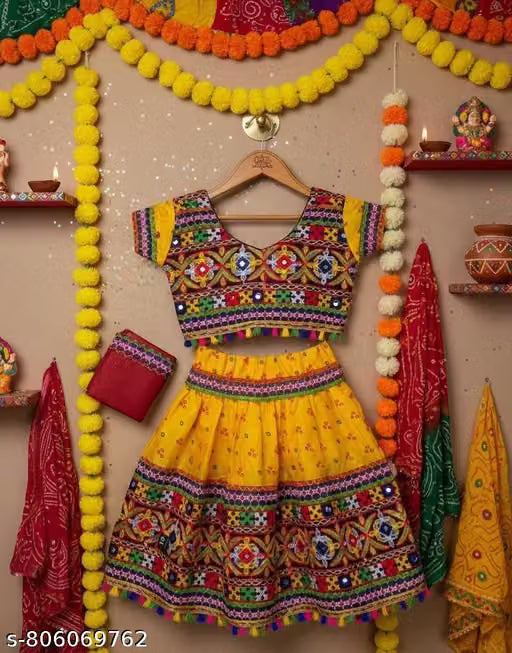 21063 (0-3 Years) Kids Traditional Embroidered Chaniya Choli Set with Dupatta