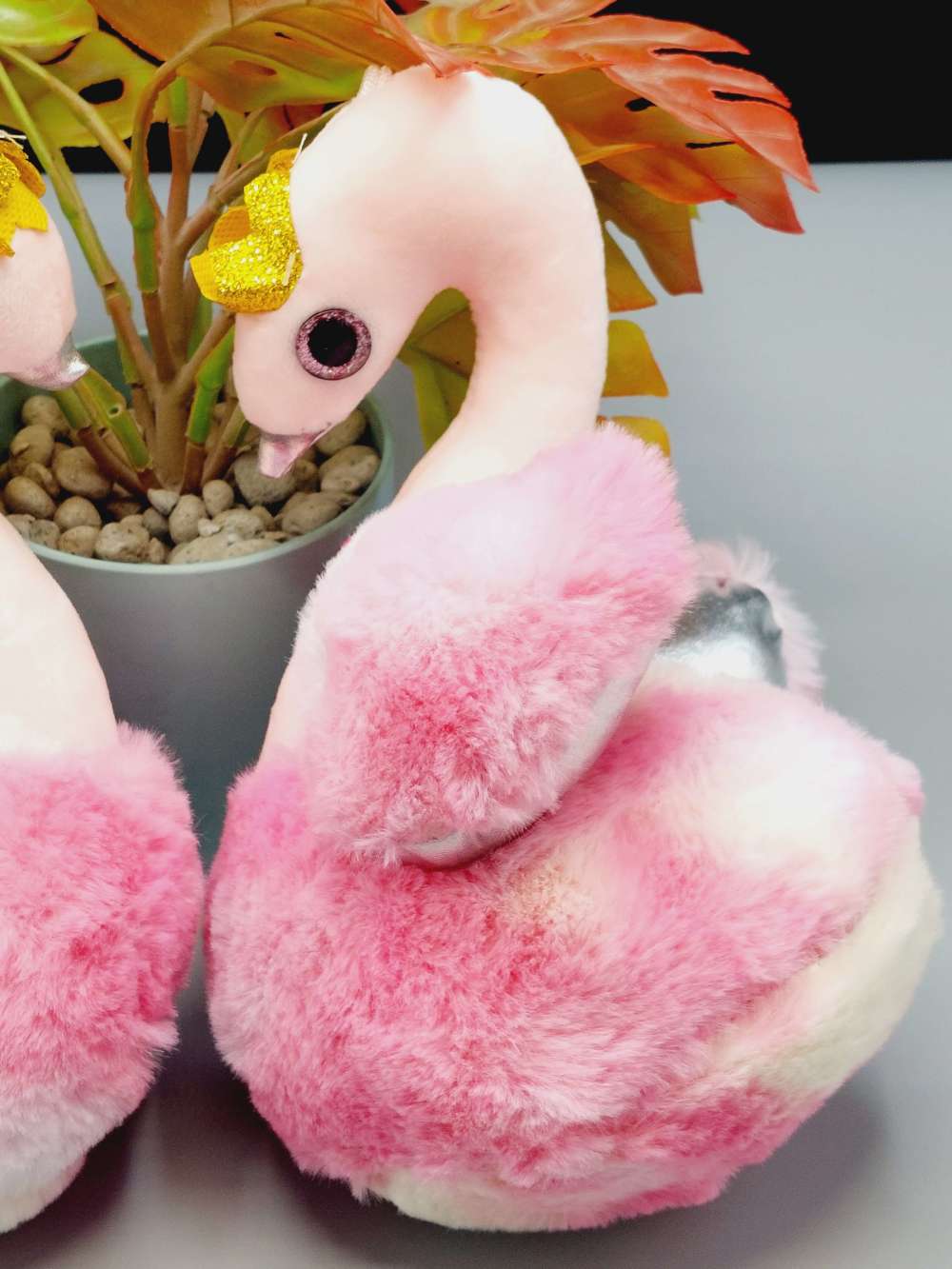 20316 Queen Swan Soft Stuffed Plush Toy for Kids