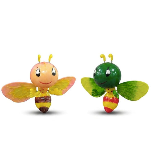 20693 Flying Honey Bee Home Decor Magnet